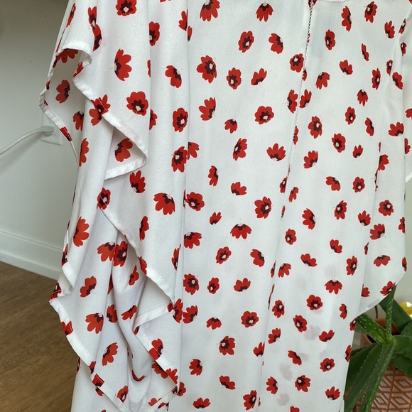 Floral short sleeve top size large - Picture 6 of 6